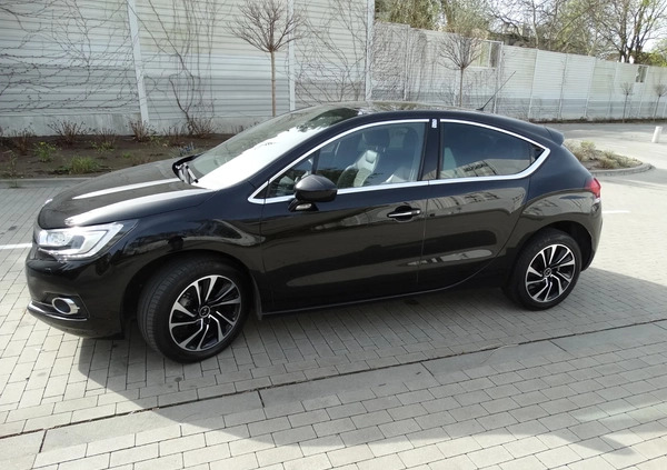 Citroen DS4 cena 45000 przebieg: 155300, rok produkcji 2017 z Góra małe 781